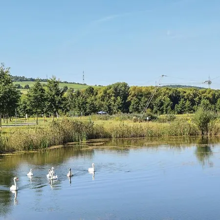 2 Bedroom Nice In An Der Mosel Semesterbostad