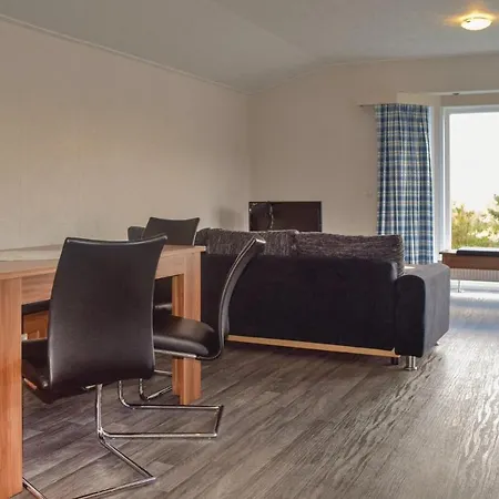 Semesterbostad 2 Bedroom Nice In An Der Mosel Riol