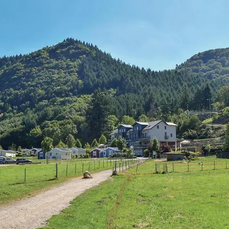 Semesterbostad 2 Bedroom Nice In An Der Mosel Riol