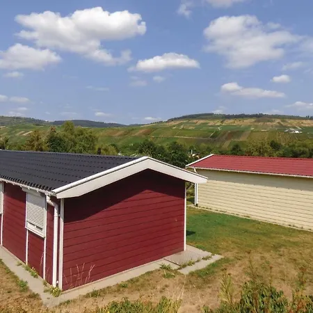 2 Bedroom Nice In An Der Mosel Semesterbostad